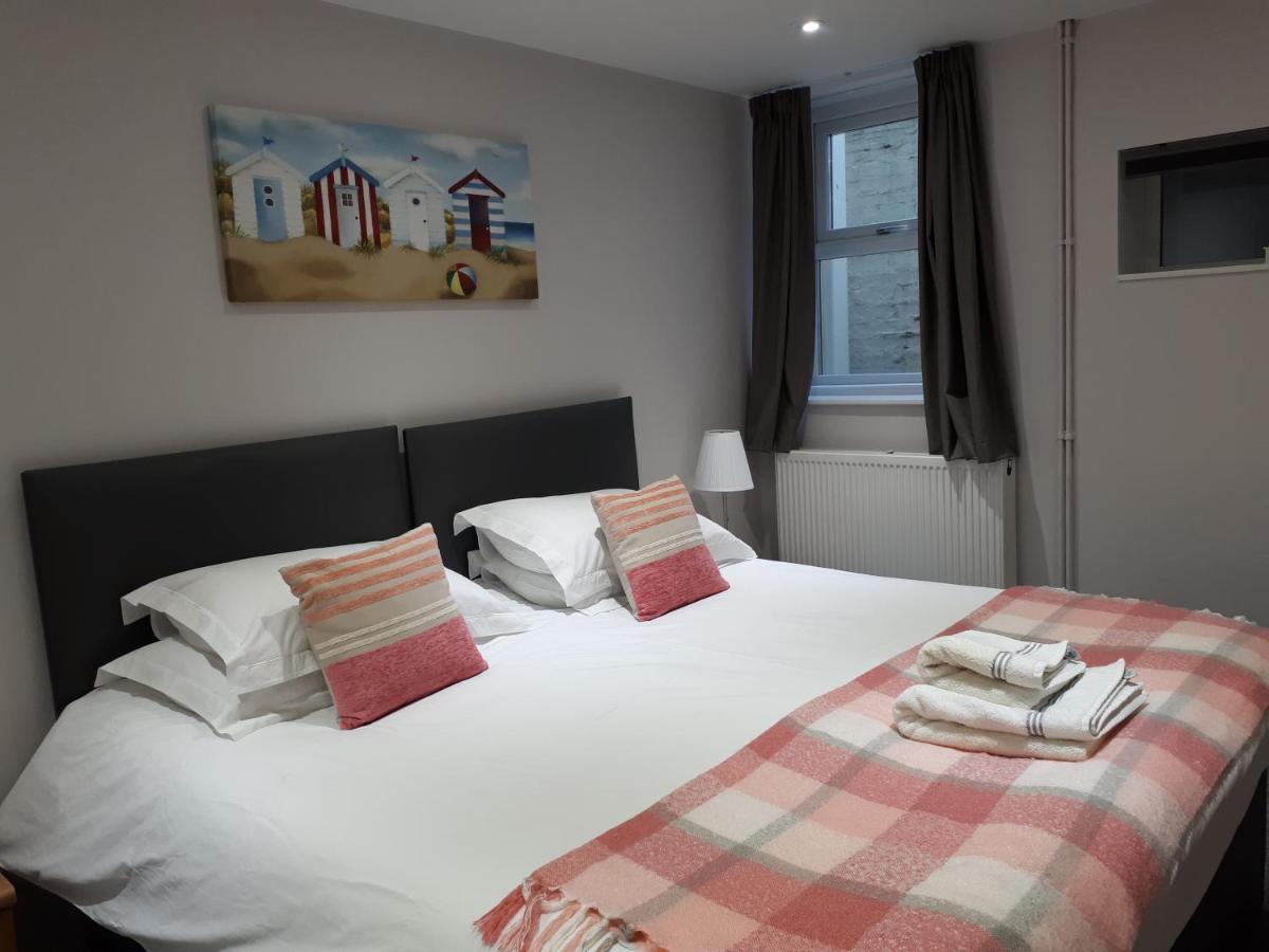 Guest house Kimberley House 4*