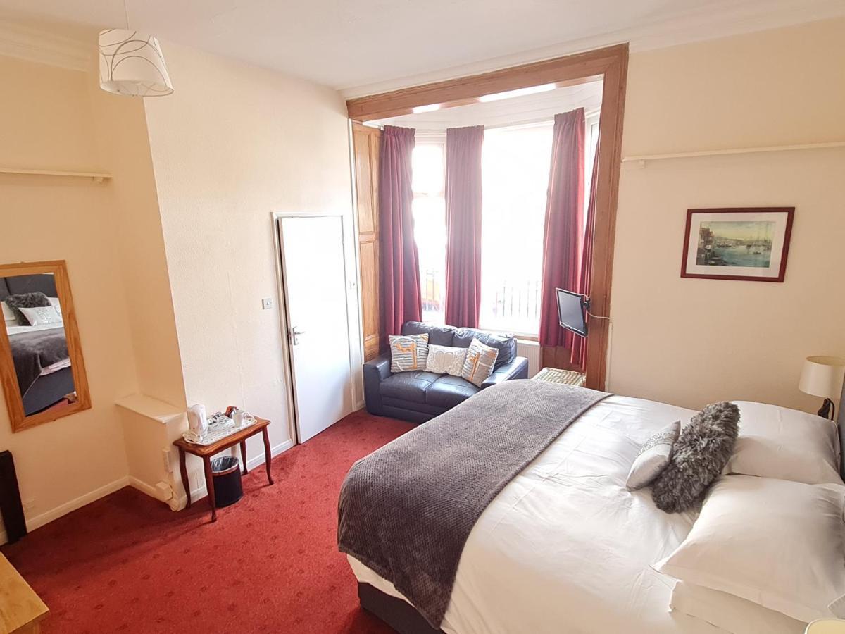 Guest house Kimberley House